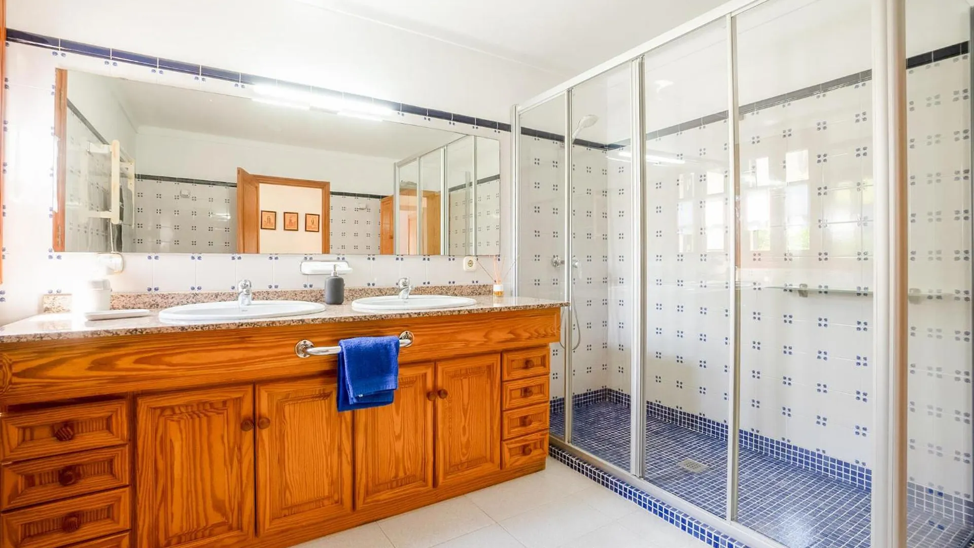 Amazing Home In Caimari With Wifi Tatil Evi