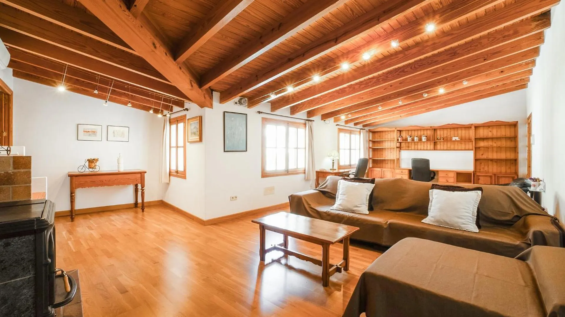 Amazing Home In Caimari With Wifi İspanya